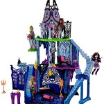 Monster High Freaky Fusion Catacombs Playset